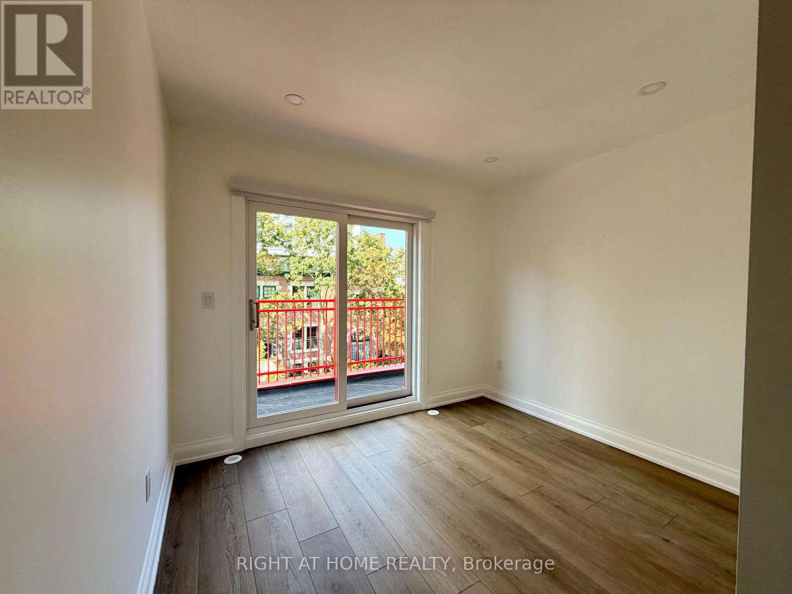 2 - 57 Hepbourne Street, Toronto, Ontario M6H 1K4 - Photo 8 - C13702636