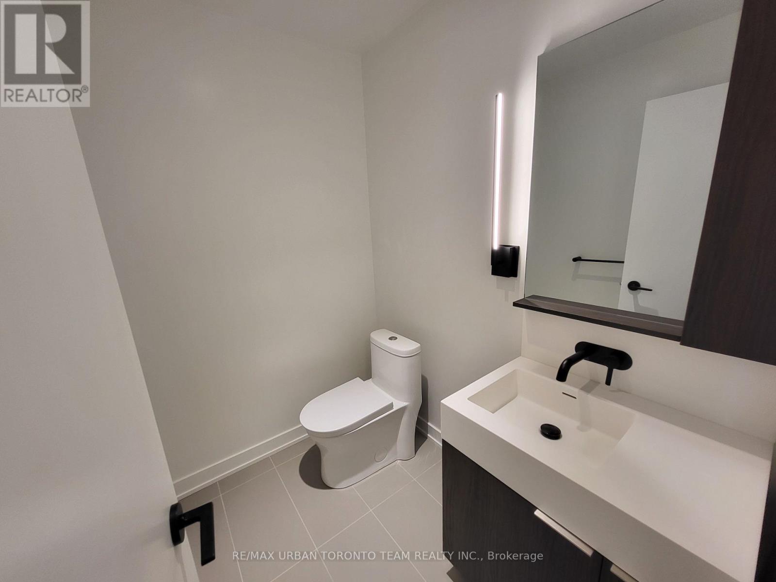 Th125 - 117 Broadway Avenue, Toronto, Ontario M4P 1V3 - Photo 6 - C13702692