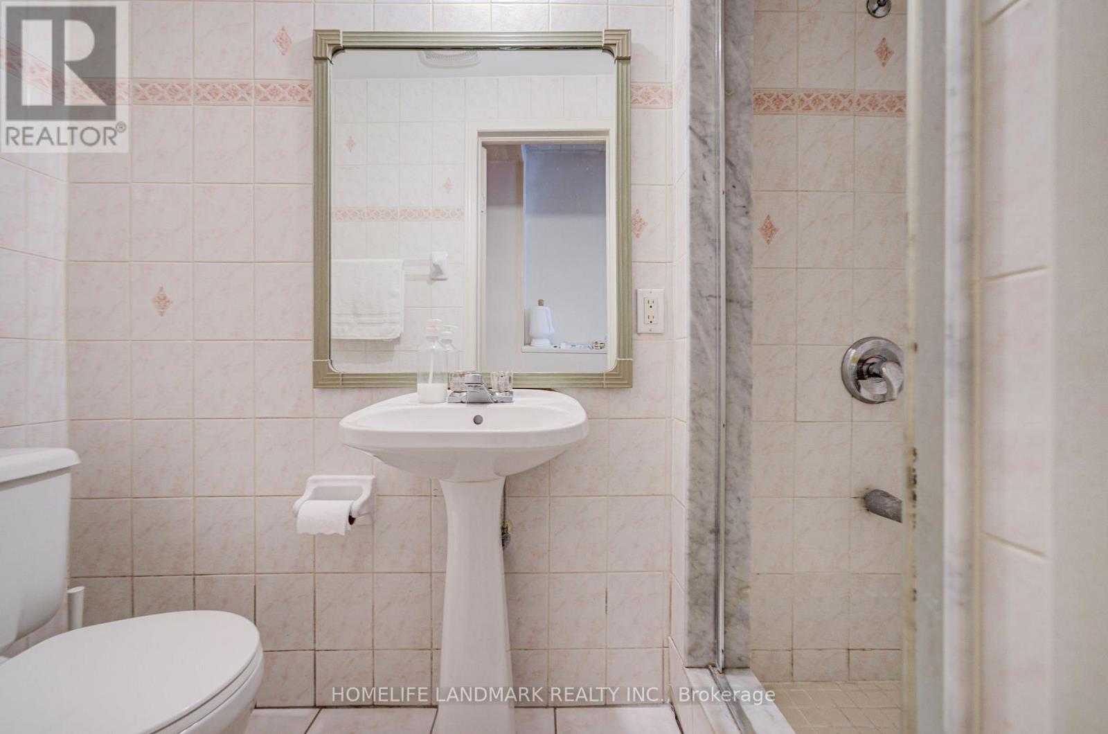 6 Thunder Grove, Toronto, Ontario  M1V 1V6 - Photo 34 - E13702718