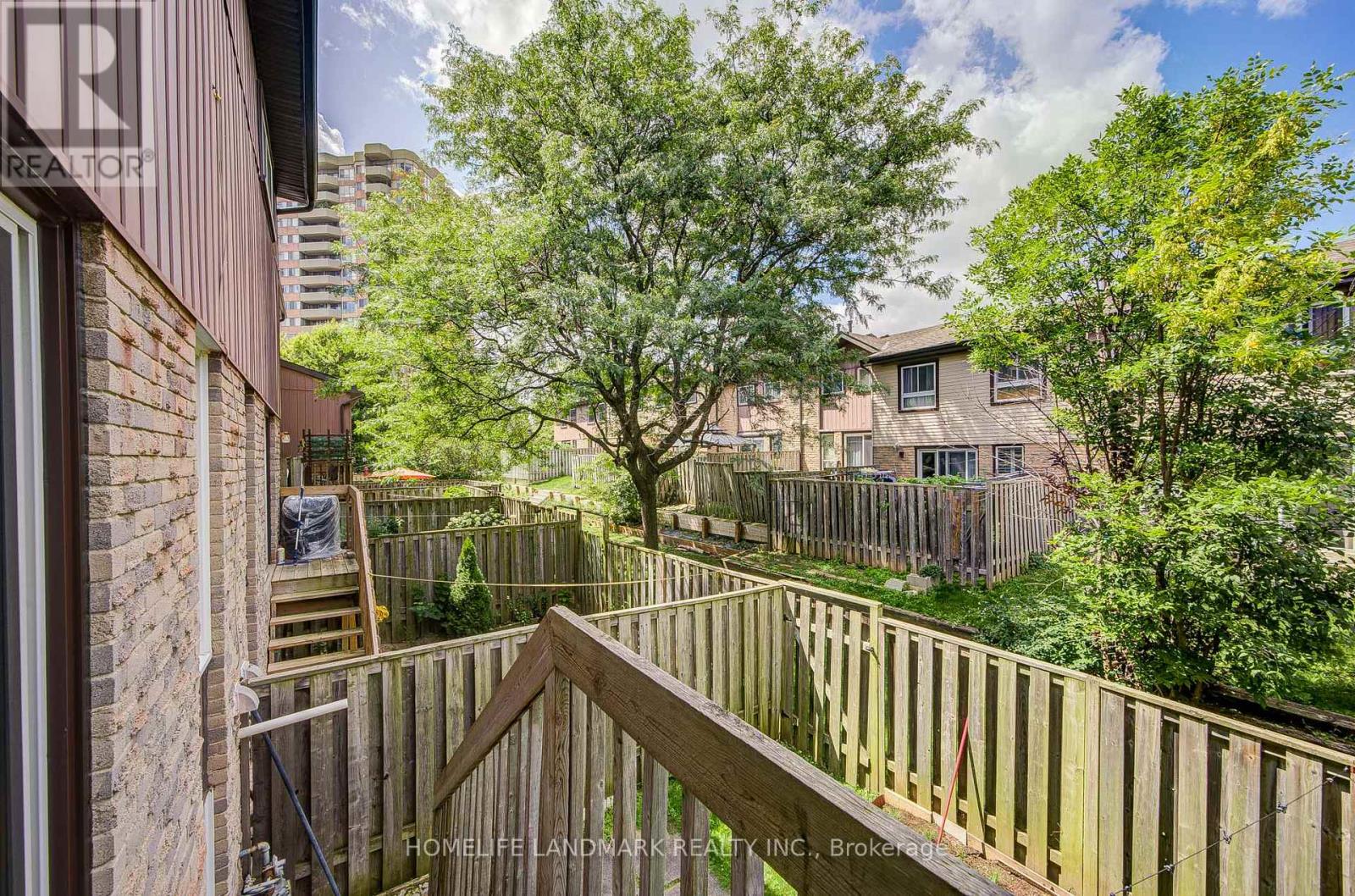 6 Thunder Grove, Toronto, Ontario  M1V 1V6 - Photo 39 - E13702718