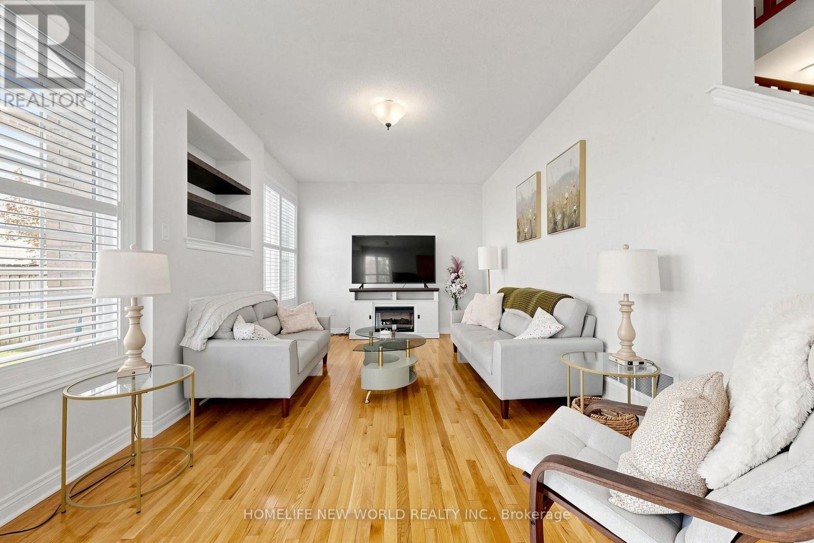 2 Lucida Court, Whitchurch-Stouffville, Ontario  L4A 1S1 - Photo 10 - N13702682