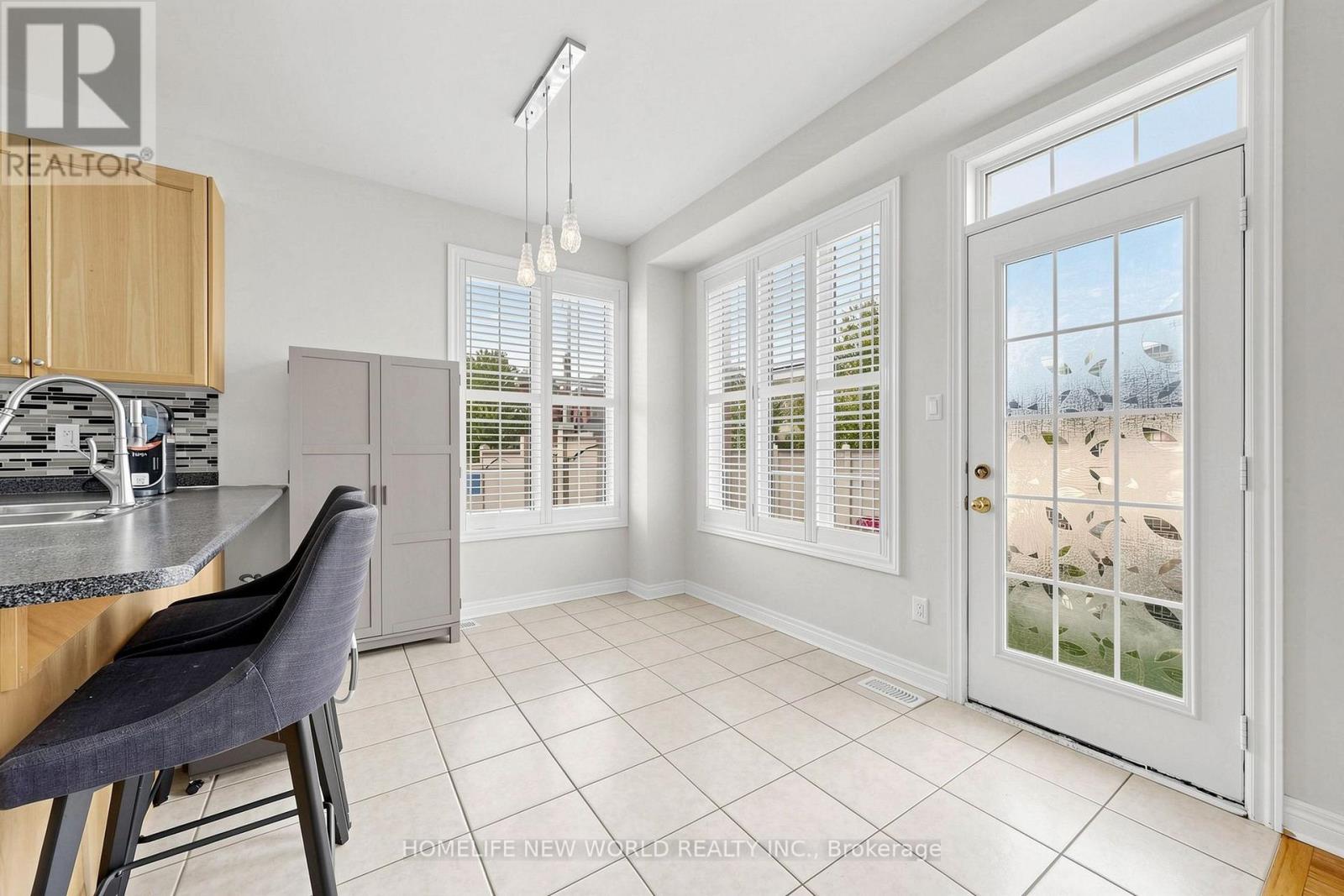 2 Lucida Court, Whitchurch-Stouffville, Ontario  L4A 1S1 - Photo 15 - N13702682