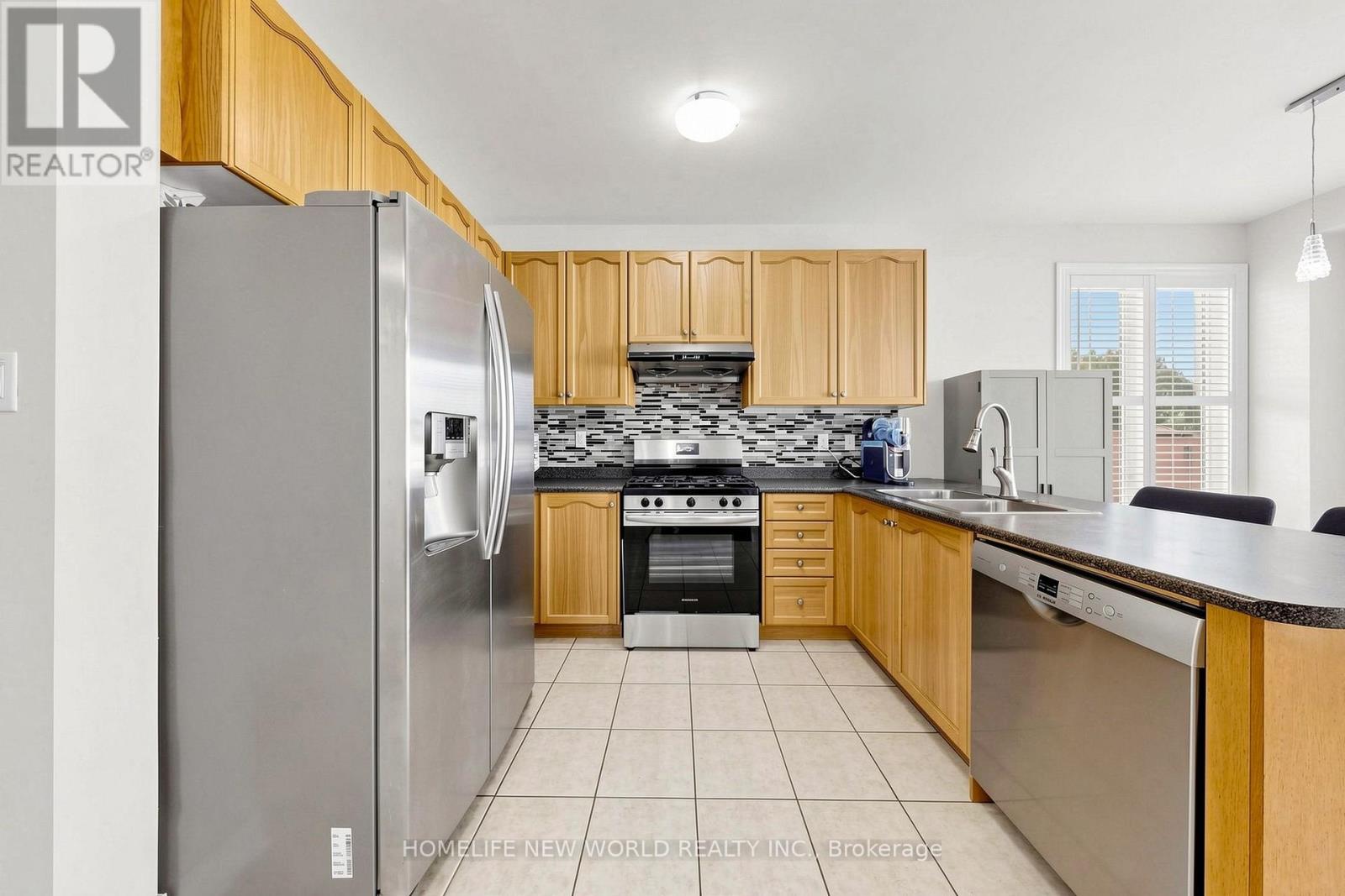 2 Lucida Court, Whitchurch-Stouffville, Ontario  L4A 1S1 - Photo 16 - N13702682