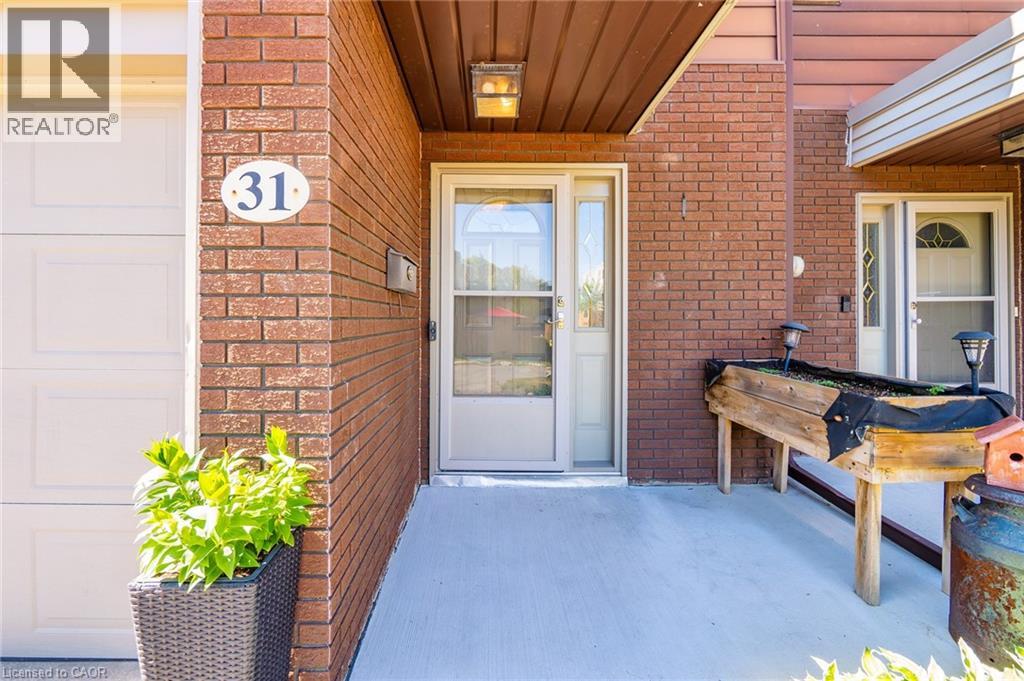 23 Watsons Lane Unit# 31, Dundas, Ontario  L9H 5G9 - Photo 3 - 40857673