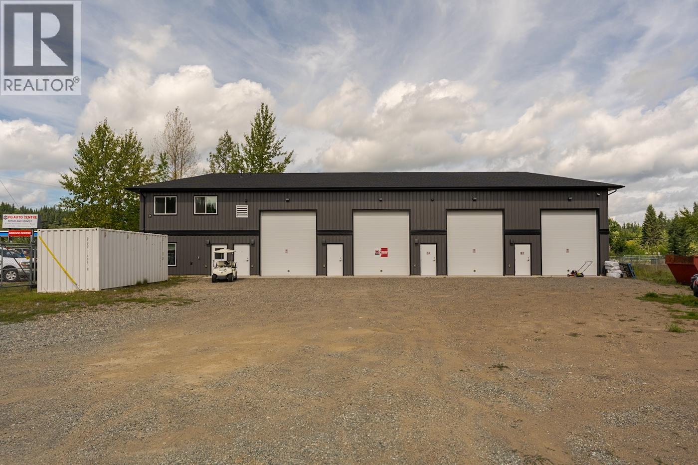 2050 Hart Highway, Prince George, British Columbia  V2K 2X6 - Photo 2 - C8081437