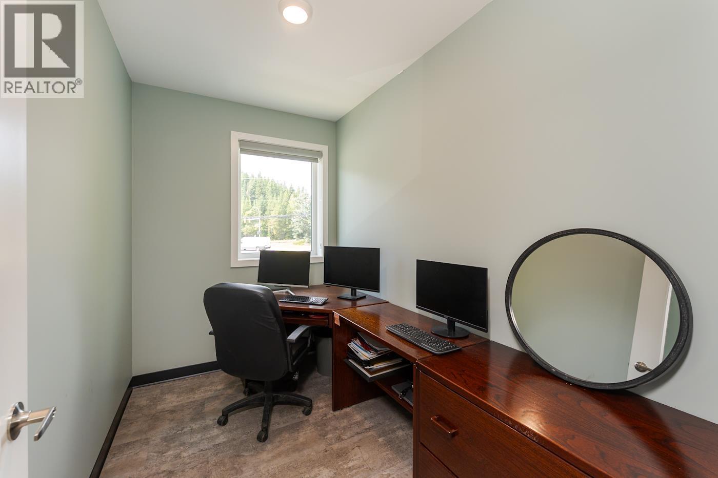 2050 Hart Highway, Prince George, British Columbia  V2K 2X6 - Photo 20 - C8081437