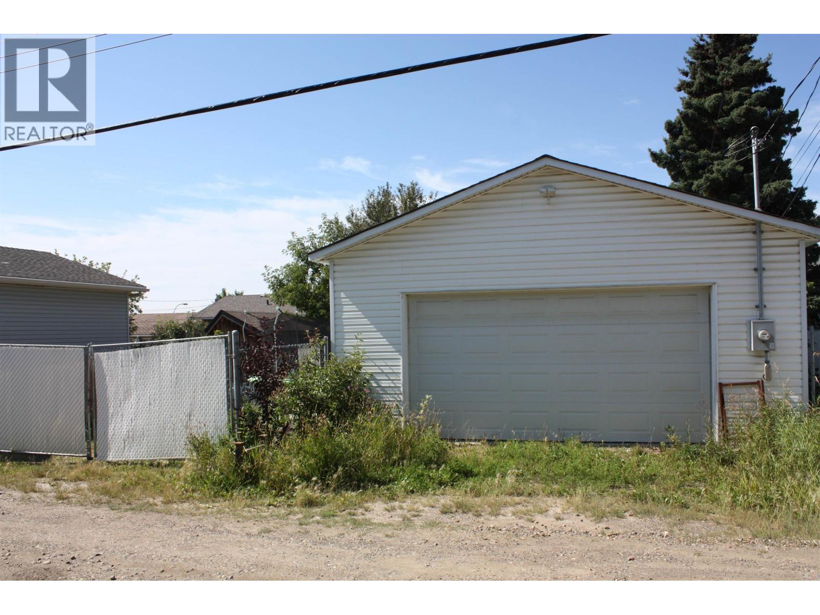 9203 88 Street, Fort St. John, British Columbia  V1J 5B3 - Photo 2 - R3157941