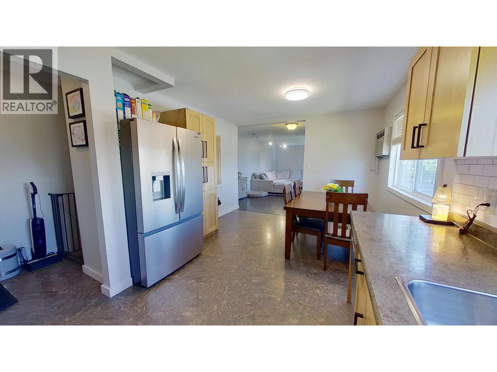 9203 88 Street, Fort St. John, British Columbia  V1J 5B3 - Photo 12 - R3157941
