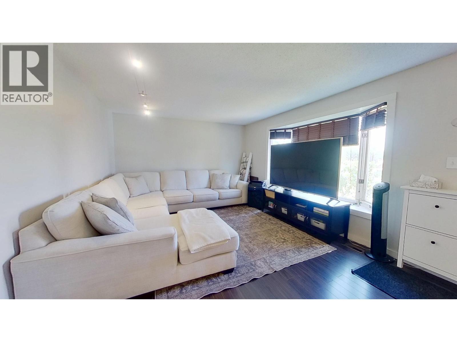9203 88 Street, Fort St. John, British Columbia  V1J 5B3 - Photo 5 - R3157941