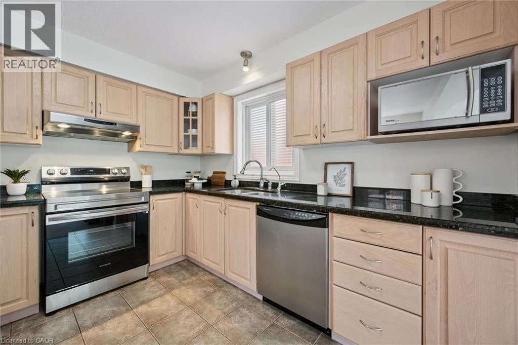 575 Violet Street, Waterloo, Ontario  N2V 2T8 - Photo 13 - 40852869