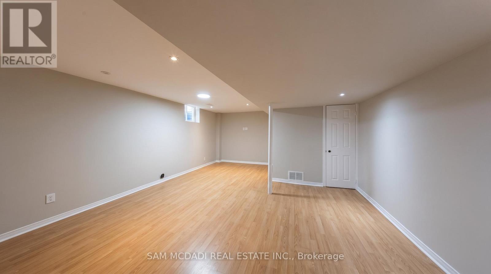 3847 Densbury Drive, Mississauga, Ontario  L5N 6Z3 - Photo 31 - W13702638