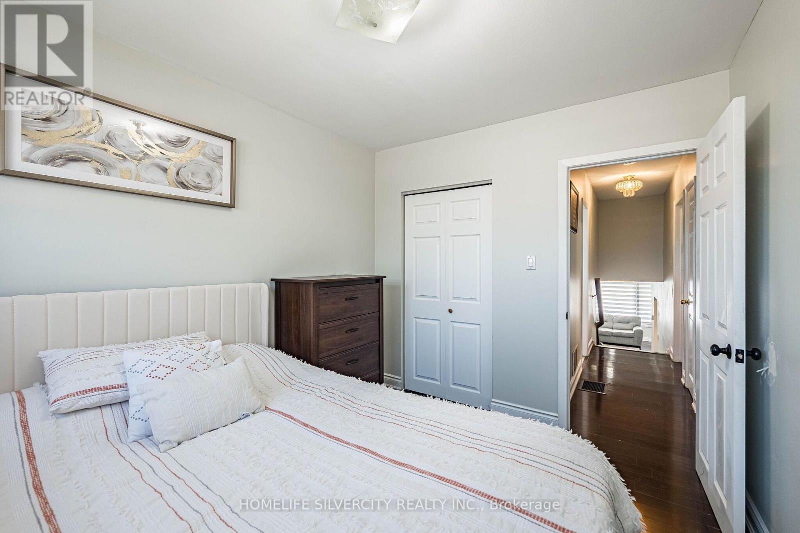 3669 Corliss Crescent, Mississauga, Ontario  L4T 2Z2 - Photo 23 - W13702640