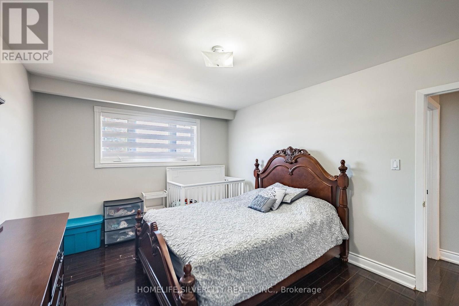 3669 Corliss Crescent, Mississauga, Ontario  L4T 2Z2 - Photo 27 - W13702640