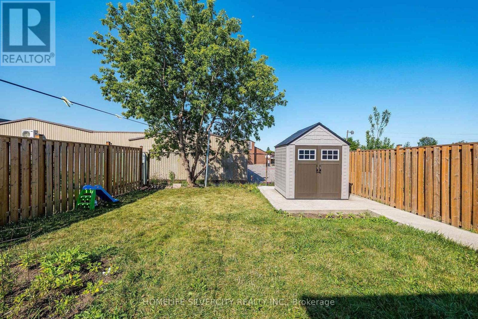 3669 Corliss Crescent, Mississauga, Ontario  L4T 2Z2 - Photo 46 - W13702640