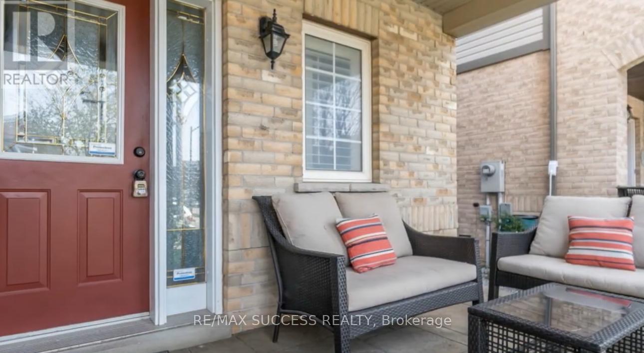 5847 Summerside Drive, Mississauga, Ontario  L5M 6J5 - Photo 20 - W13702720