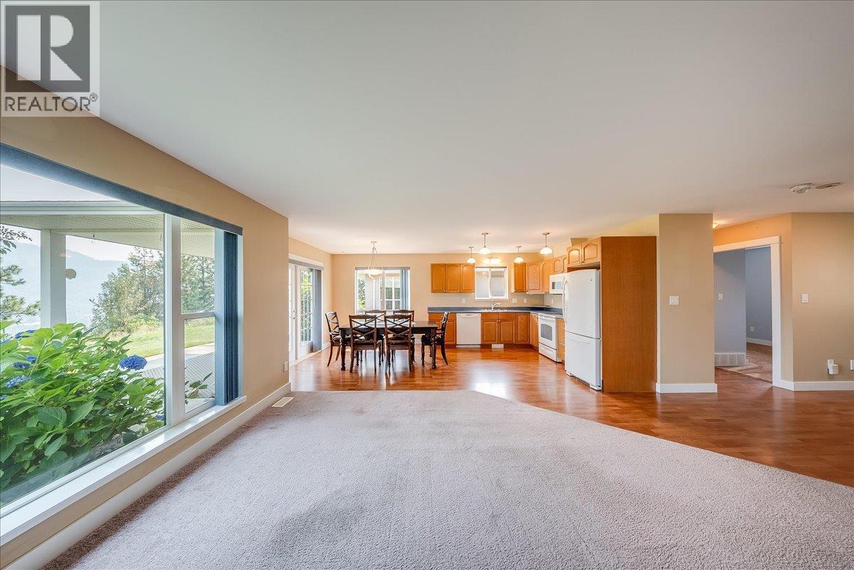 4200 Grandview Drive Unit# 131, Castlegar, British Columbia  V1N 4X6 - Photo 13 - 10398456
