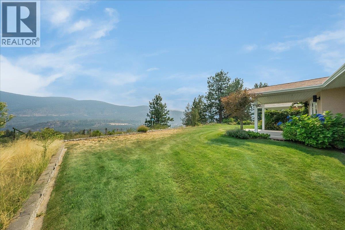 4200 Grandview Drive Unit# 131, Castlegar, British Columbia  V1N 4X6 - Photo 8 - 10398456