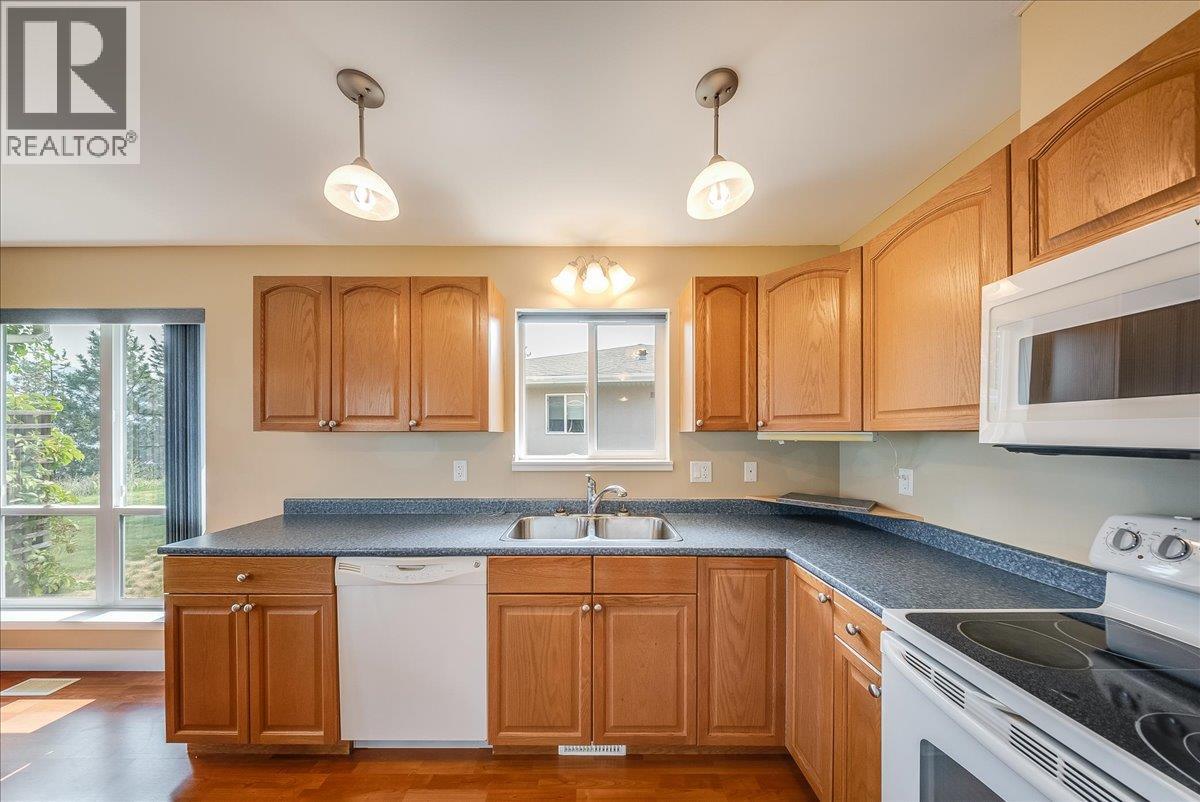 4200 Grandview Drive Unit# 131, Castlegar, British Columbia  V1N 4X6 - Photo 18 - 10398456