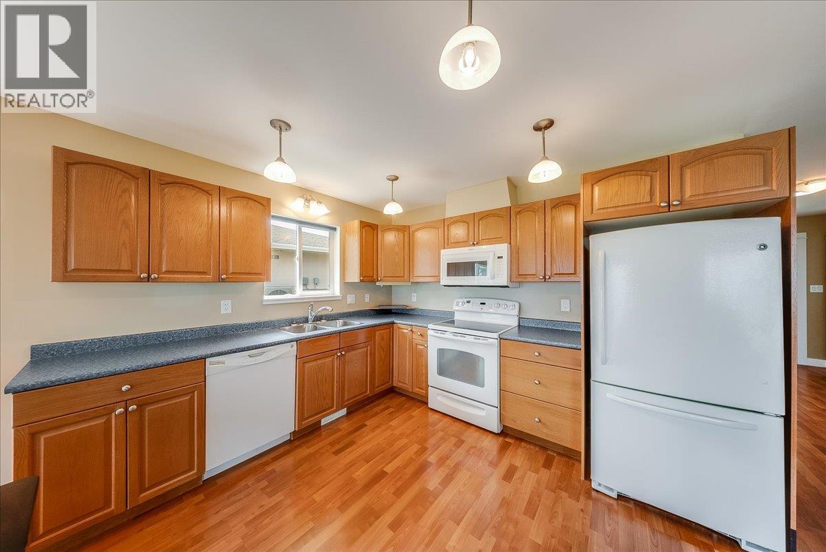 4200 Grandview Drive Unit# 131, Castlegar, British Columbia  V1N 4X6 - Photo 20 - 10398456