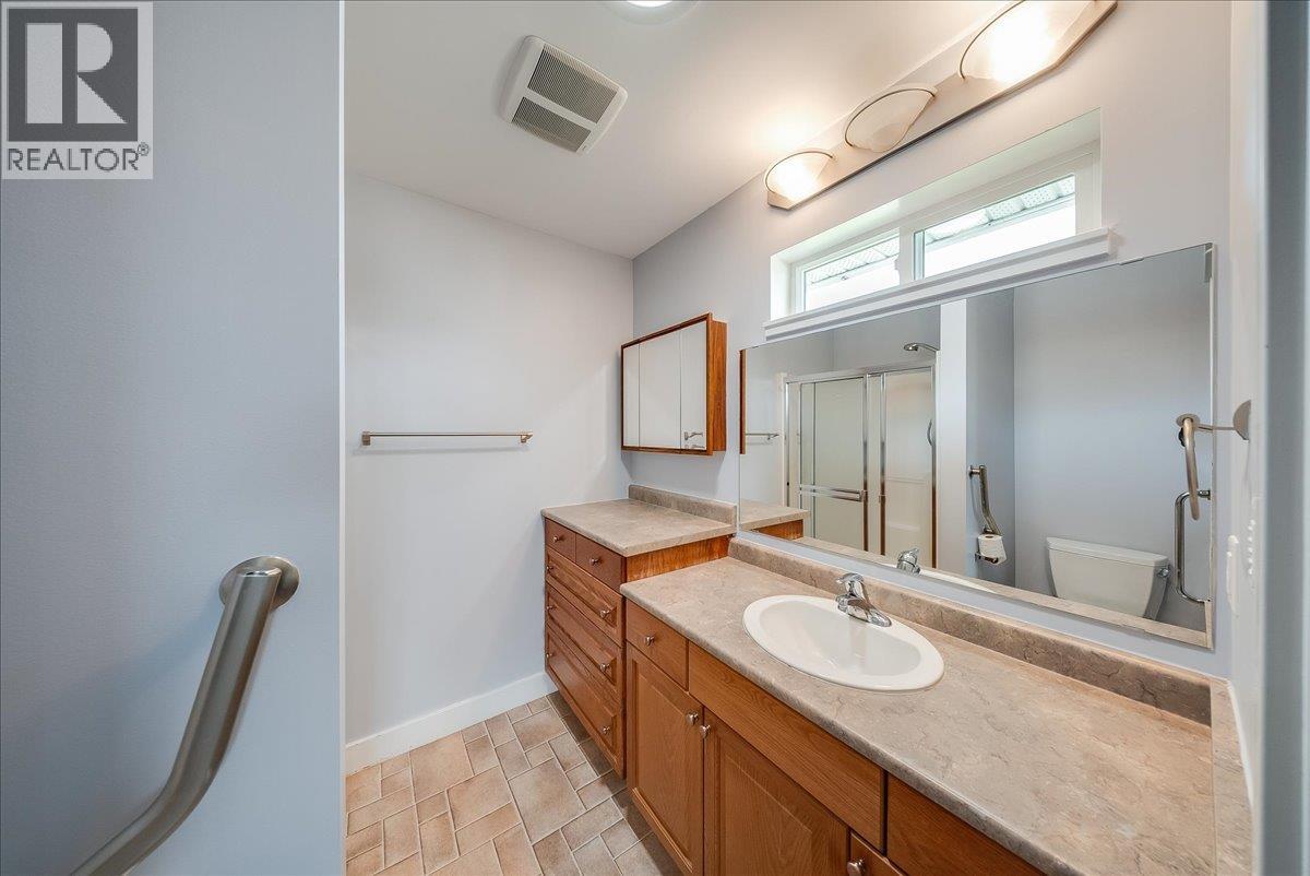 4200 Grandview Drive Unit# 131, Castlegar, British Columbia  V1N 4X6 - Photo 25 - 10398456
