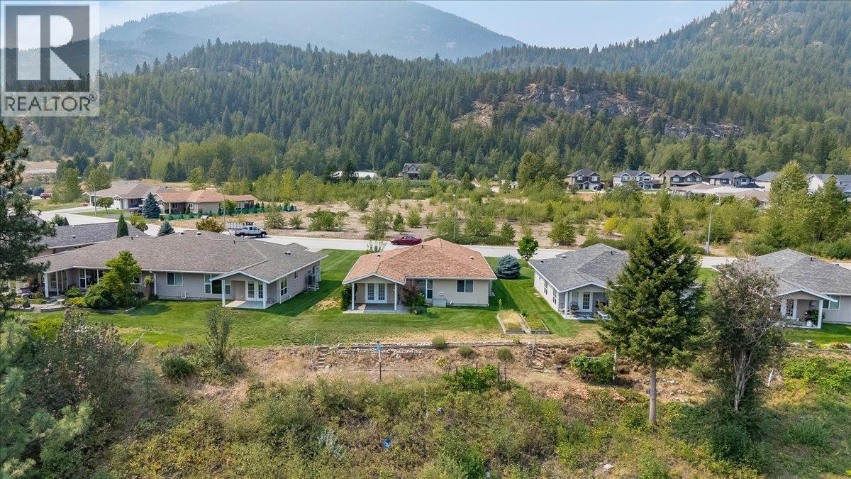 4200 Grandview Drive Unit# 131, Castlegar, British Columbia  V1N 4X6 - Photo 37 - 10398456