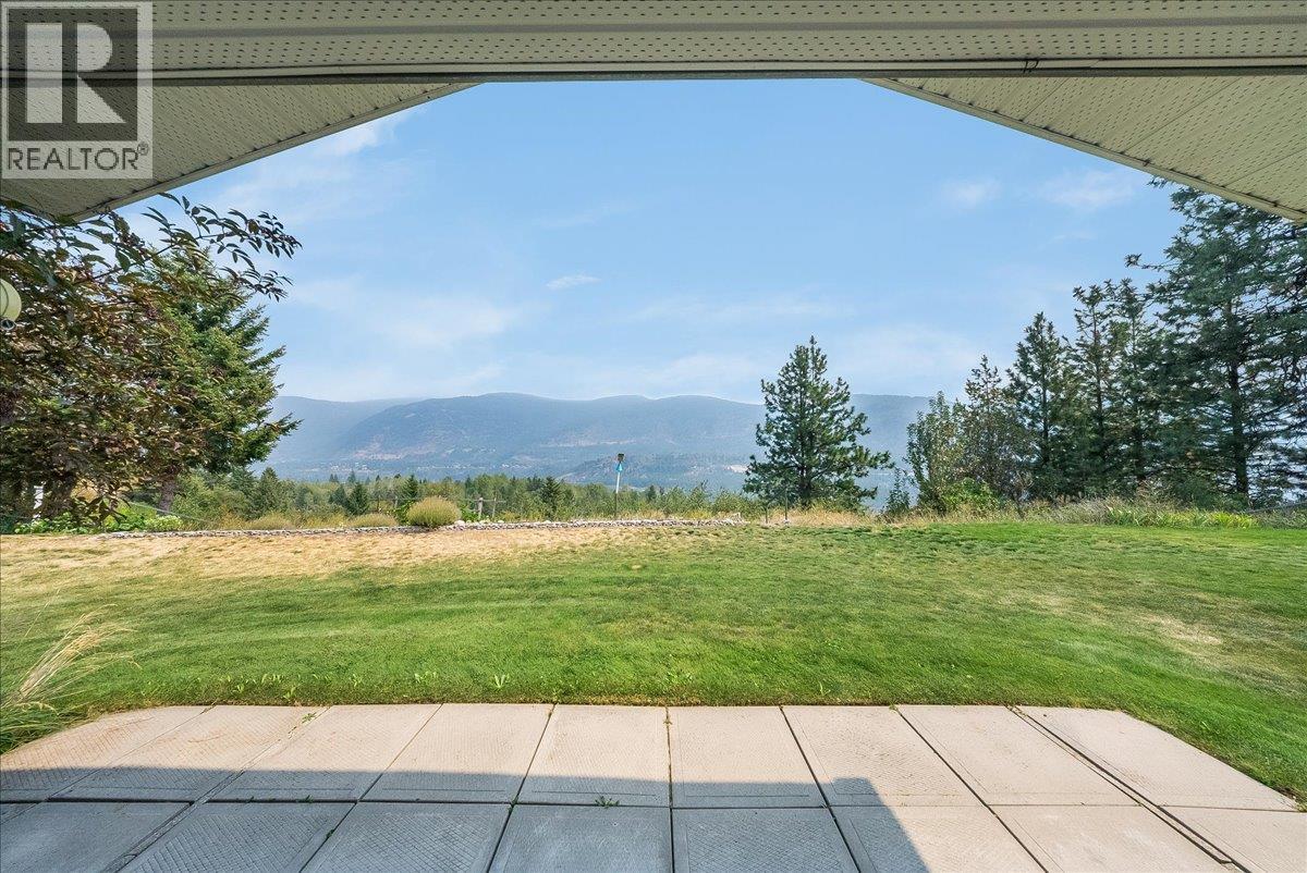 4200 Grandview Drive Unit# 131, Castlegar, British Columbia  V1N 4X6 - Photo 41 - 10398456