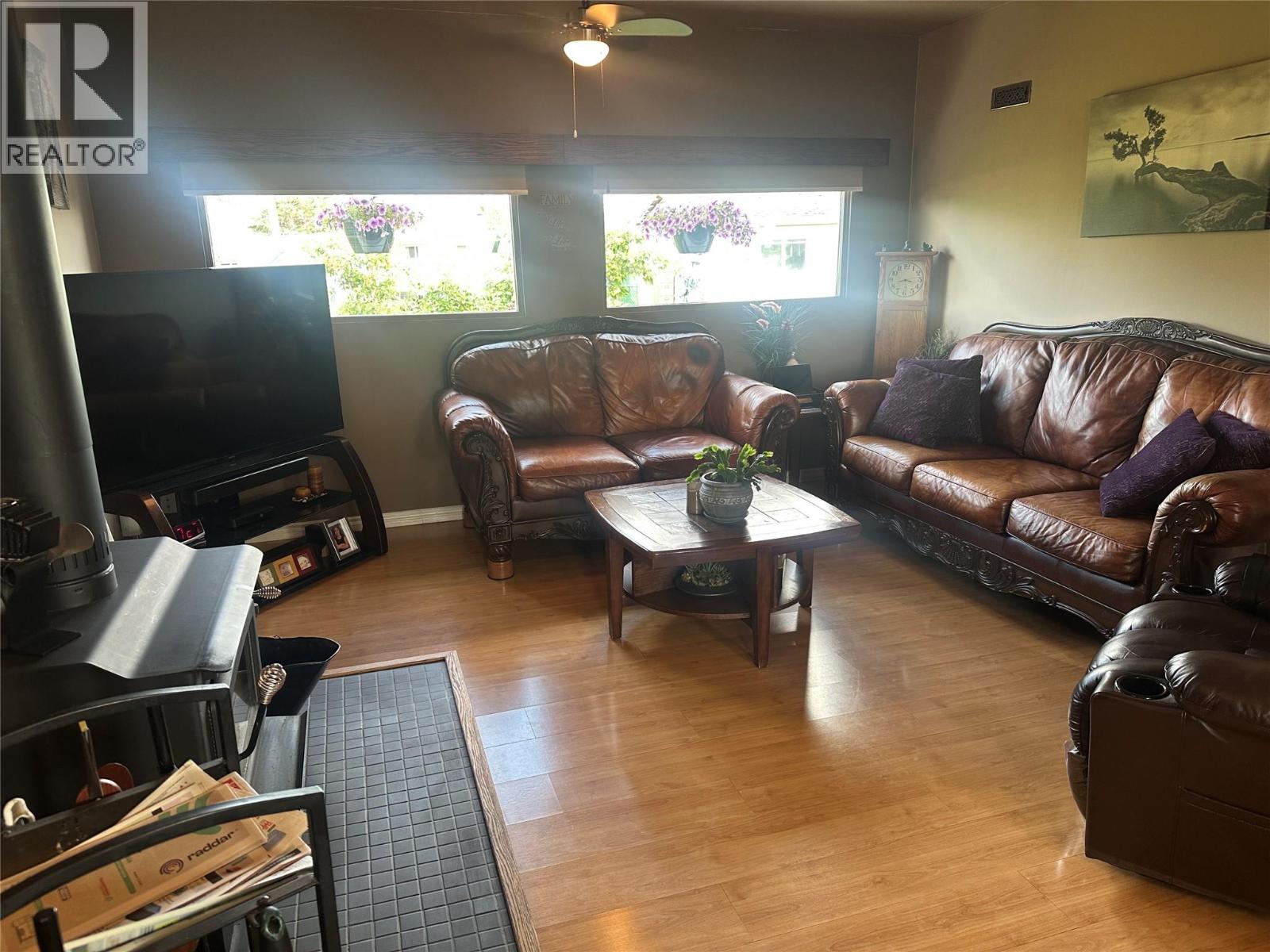 11324 13a Street, Dawson Creek, British Columbia  V1G 3X7 - Photo 4 - 10398509