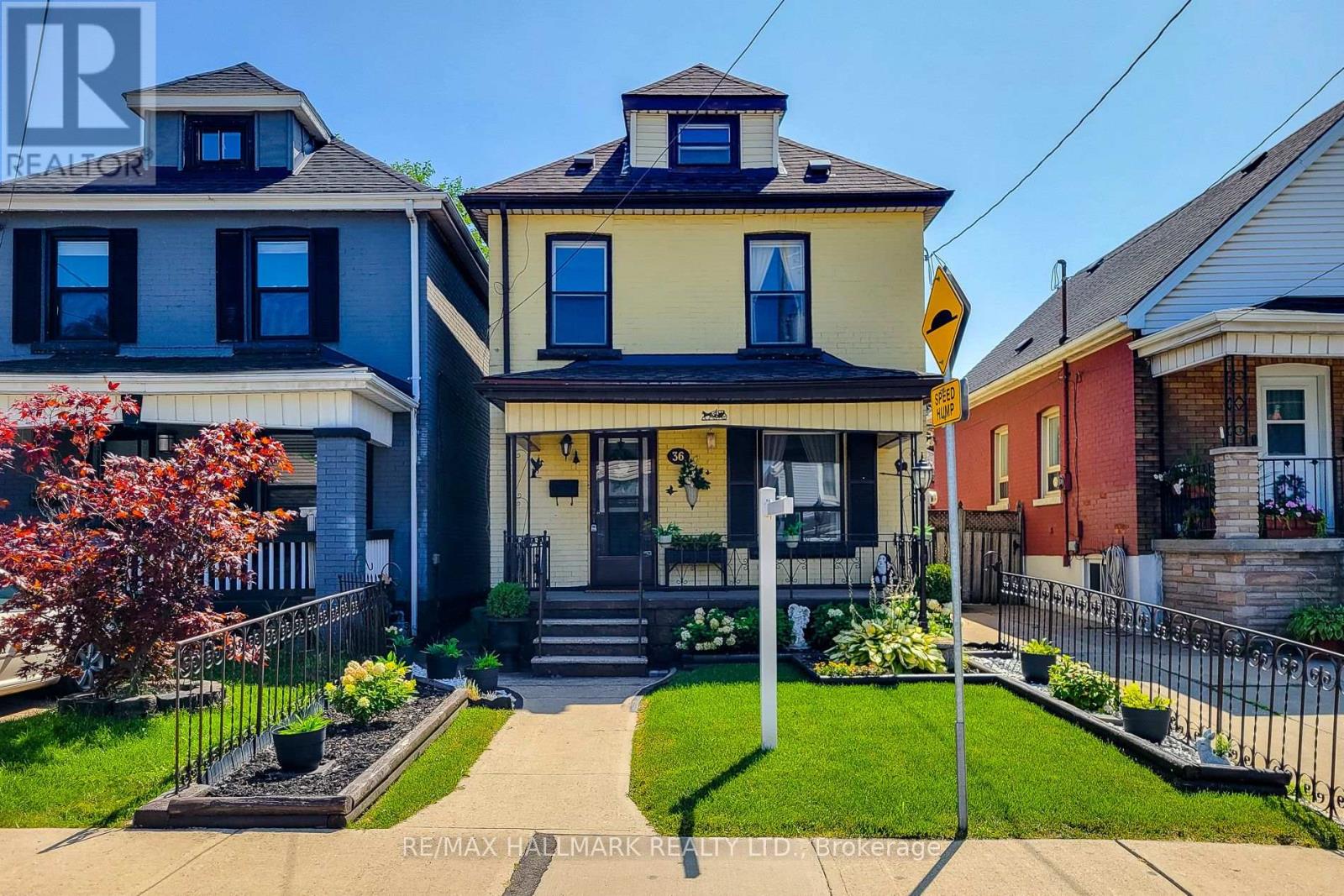 36 DALKEITH AVENUE, Hamilton, Ontario