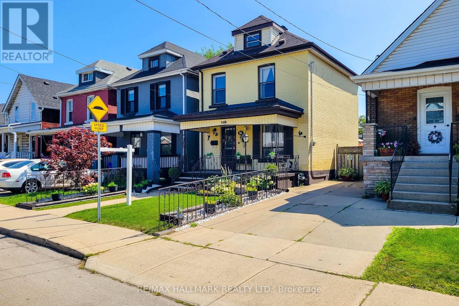 36 Dalkeith Avenue, Hamilton, Ontario  L8L 3J2 - Photo 2 - X13702652