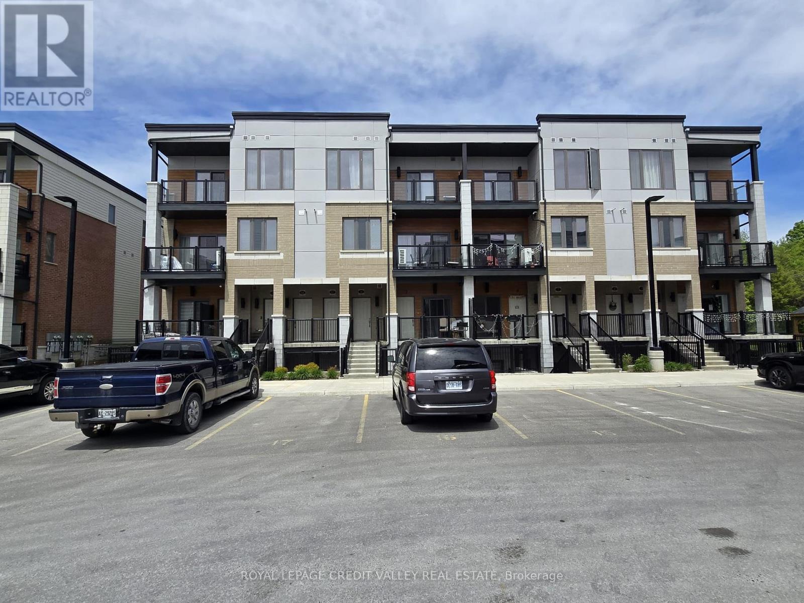 13 - 25 ISHERWOOD AVENUE E, Cambridge, Ontario