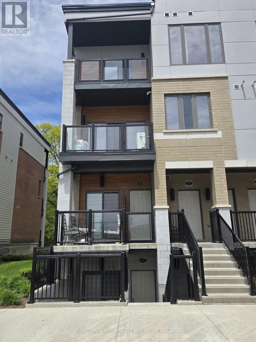 13 - 25 Isherwood Avenue E, Cambridge, Ontario  N1R 0E2 - Photo 2 - X13702674