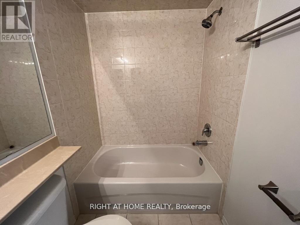 10 - 35 Hays Boulevard, Oakville, Ontario  L6H 0J1 - Photo 13 - W13702670