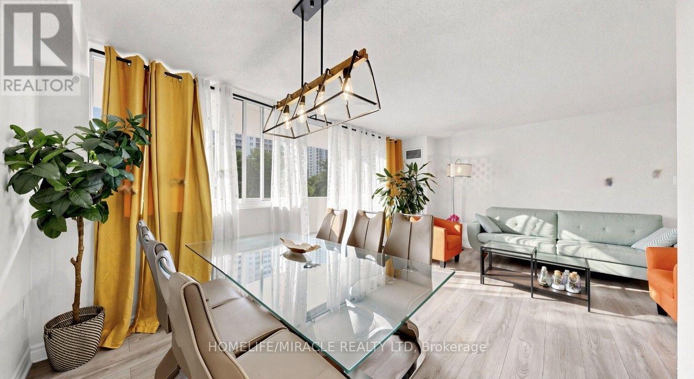 313 - 3590 Kaneff Crescent, Mississauga, Ontario L5A 3X3 - Photo 5 - W13687678