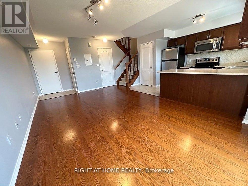 10 - 35 Hays Boulevard, Oakville, Ontario  L6H 0J1 - Photo 9 - W13702670