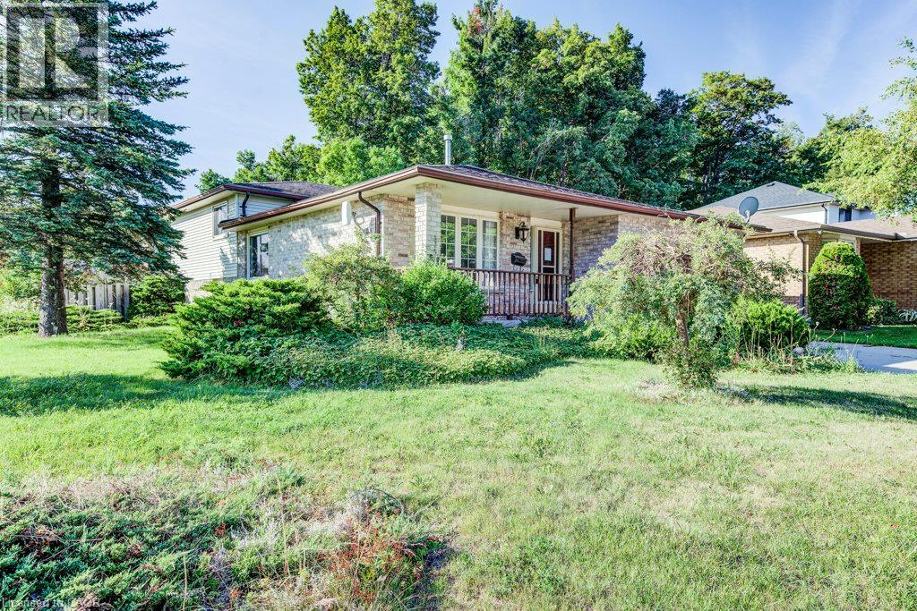 3 Cora Drive, Kitchener, Ontario  N2N 3C6 - Photo 4 - 40856869