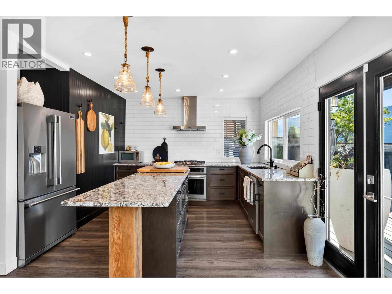 832 Manhattan Drive, Kelowna, British Columbia  V1Y 1H5 - Photo 12 - 10388969