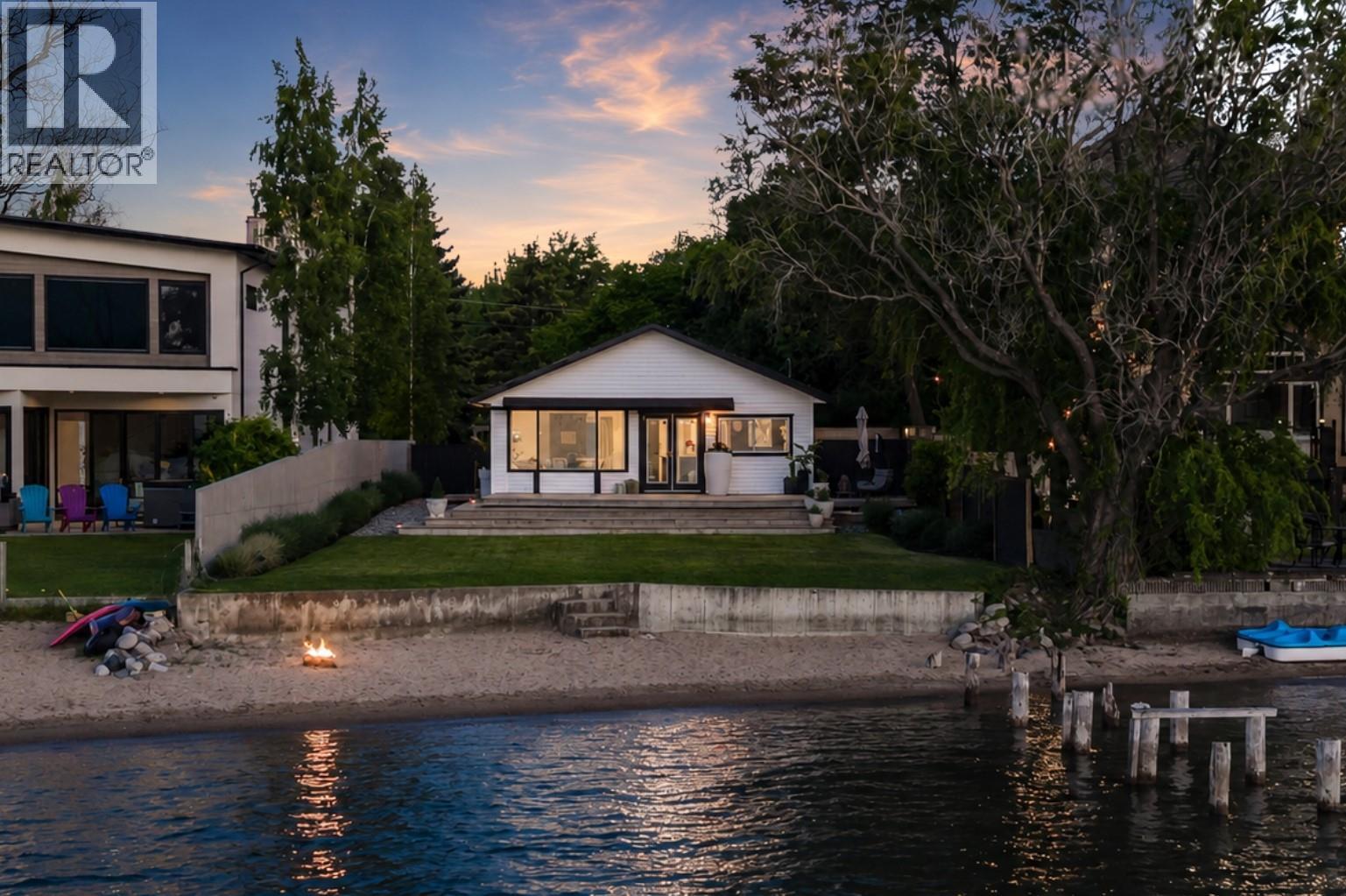 832 Manhattan Drive, Kelowna, British Columbia  V1Y 1H5 - Photo 2 - 10388969