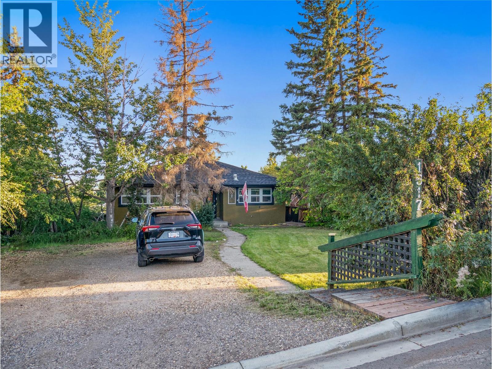 1517 94 Avenue, Dawson Creek, British Columbia