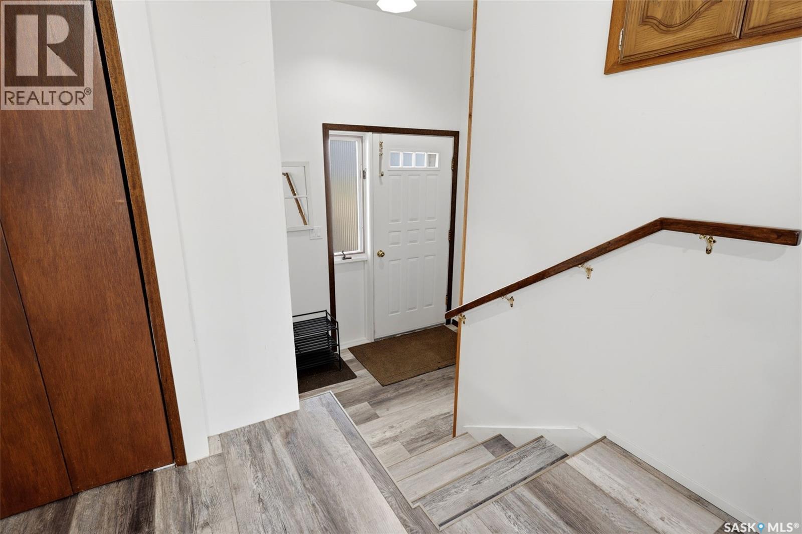 226 1st Avenue Sw, Ituna, Saskatchewan  S0A 1N0 - Photo 2 - SK046353