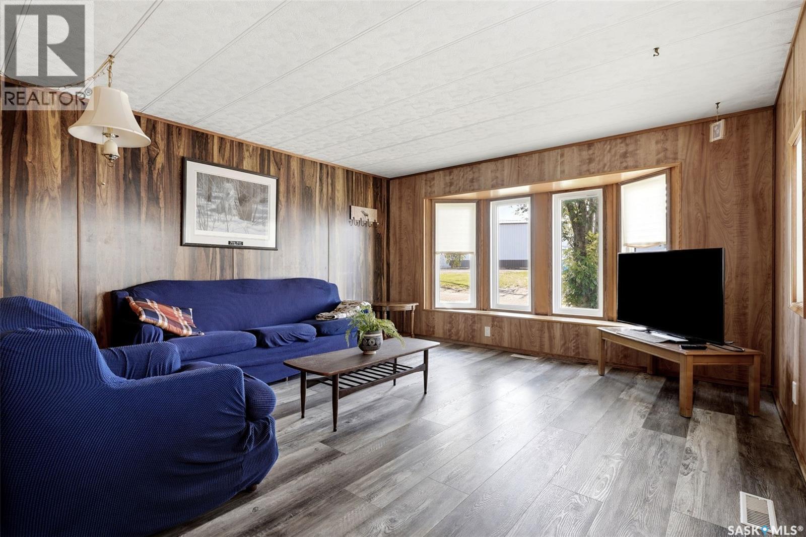 226 1st Avenue Sw, Ituna, Saskatchewan  S0A 1N0 - Photo 4 - SK046353