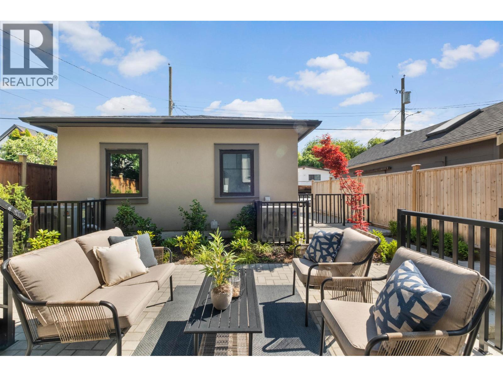 2236 E 5th Avenue, Vancouver, British Columbia  V5N 1M8 - Photo 3 - R3153882