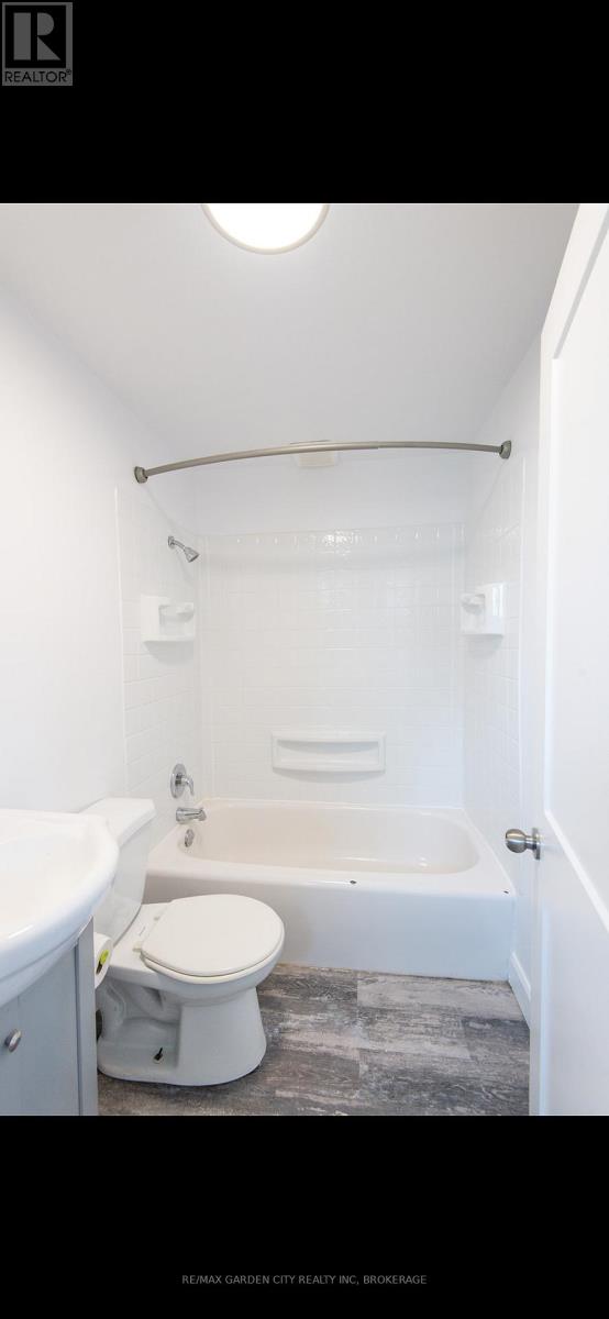 A - 99 Beatrice Street, Welland, Ontario  L3B 2Z2 - Photo 12 - X13702724