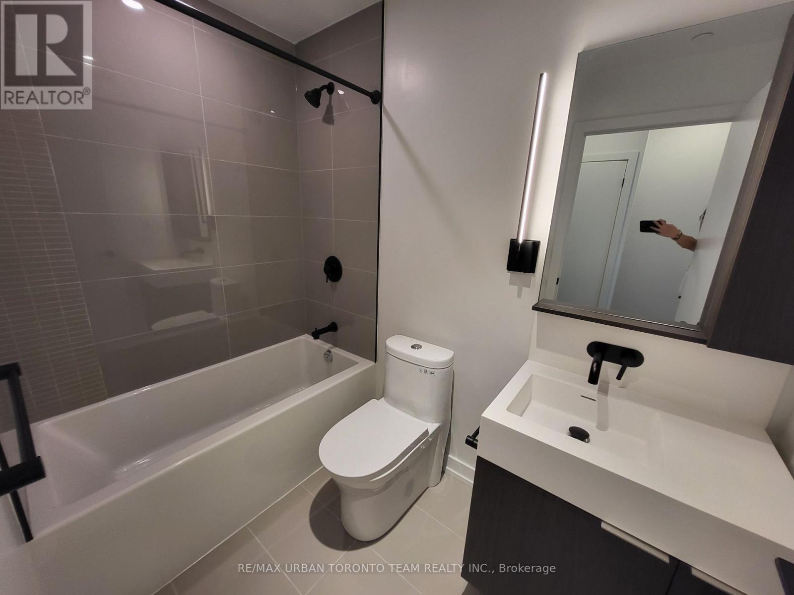 Th123 - 117 Broadway Avenue, Toronto (Mount Pleasant West), Ontario  M4P 1V3 - Photo 13 - C13702742