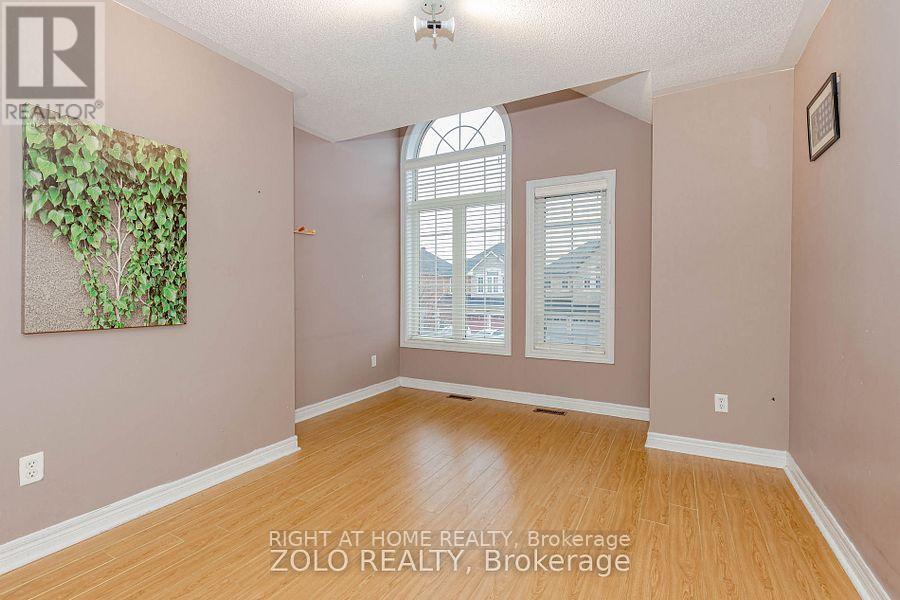 30 Tatra Crescent, Brampton, Ontario L6Y 0K6 - Photo 23 - W13702744