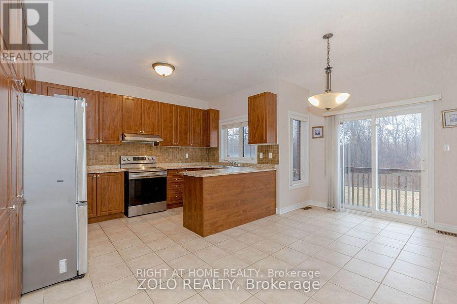 30 Tatra Crescent, Brampton, Ontario L6Y 0K6 - Photo 8 - W13702744