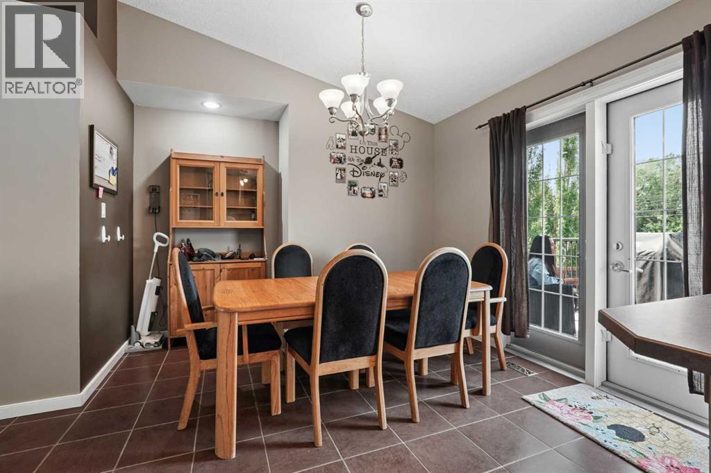622 Centennial Avenue, Nobleford, Alberta  T0L 0J0 - Photo 15 - A2339035