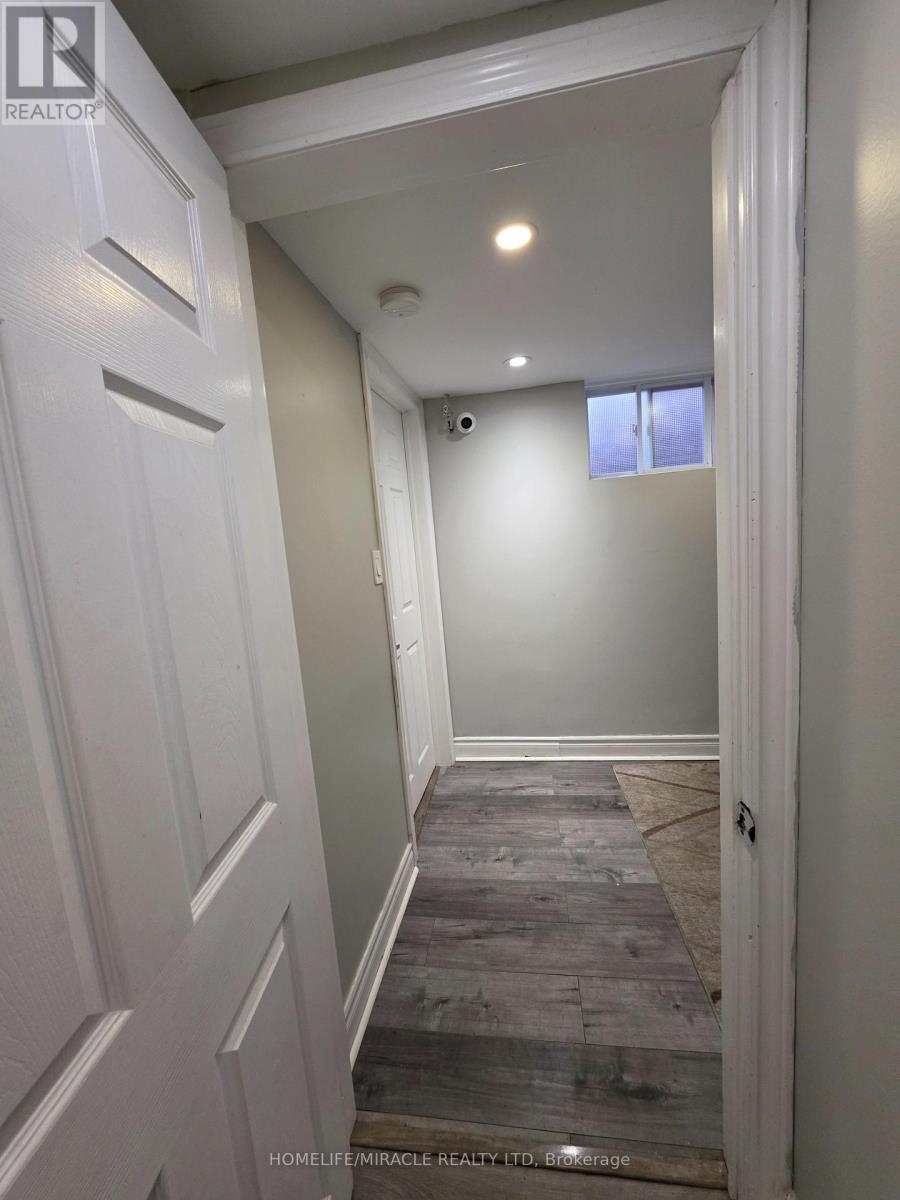 Bsmt -1 - 259 Tower Drive, Toronto, Ontario  M1R 3P9 - Photo 6 - E13613188