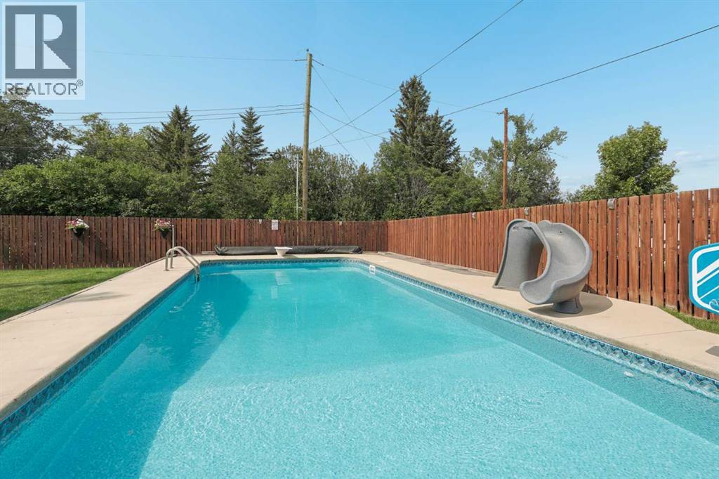 622 Centennial Avenue, Nobleford, Alberta  T0L 0J0 - Photo 45 - A2339035