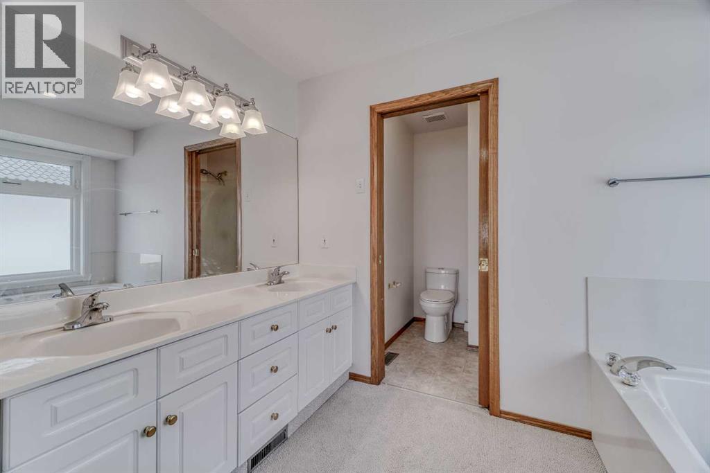 10057 Hamptons Boulevard NW, Calgary, Alberta  T3A 4Y6 - Photo 32 - A2335792