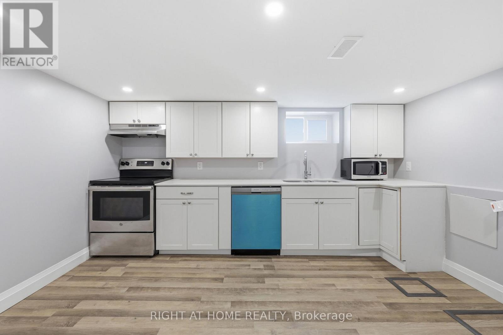 BASEMENT - 38 MARTIN ROAD, Hamilton, Ontario